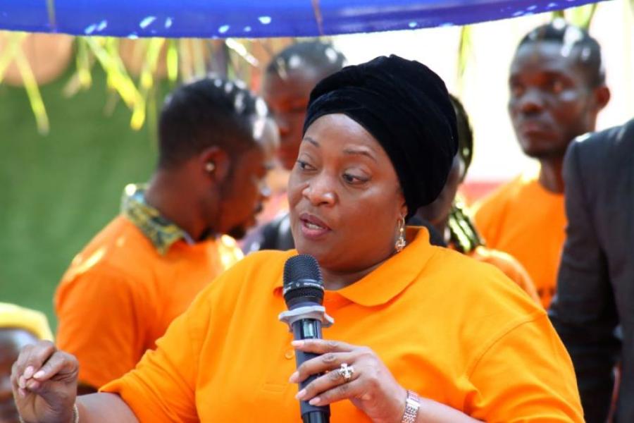 Vice President of Liberia, Chief Dr. Jewel Howard Taylor at the launch of the 16 Days campaign in Sonkay Town, Montserrado County, Liberia. 